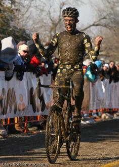Johnson Wins His Second Nats Title