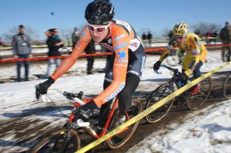 Trebon Leads Pack and the rest of the ... Trebon Leads Pack and the rest of the field. ©Cyclocross Magazine
