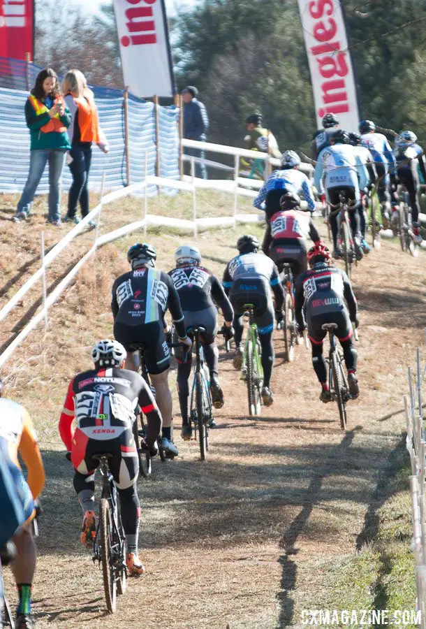 The largest field of the day, at 130 racers. Masters 45-49, 2016 Cyclocross National Championships. © Cyclocross Magazine