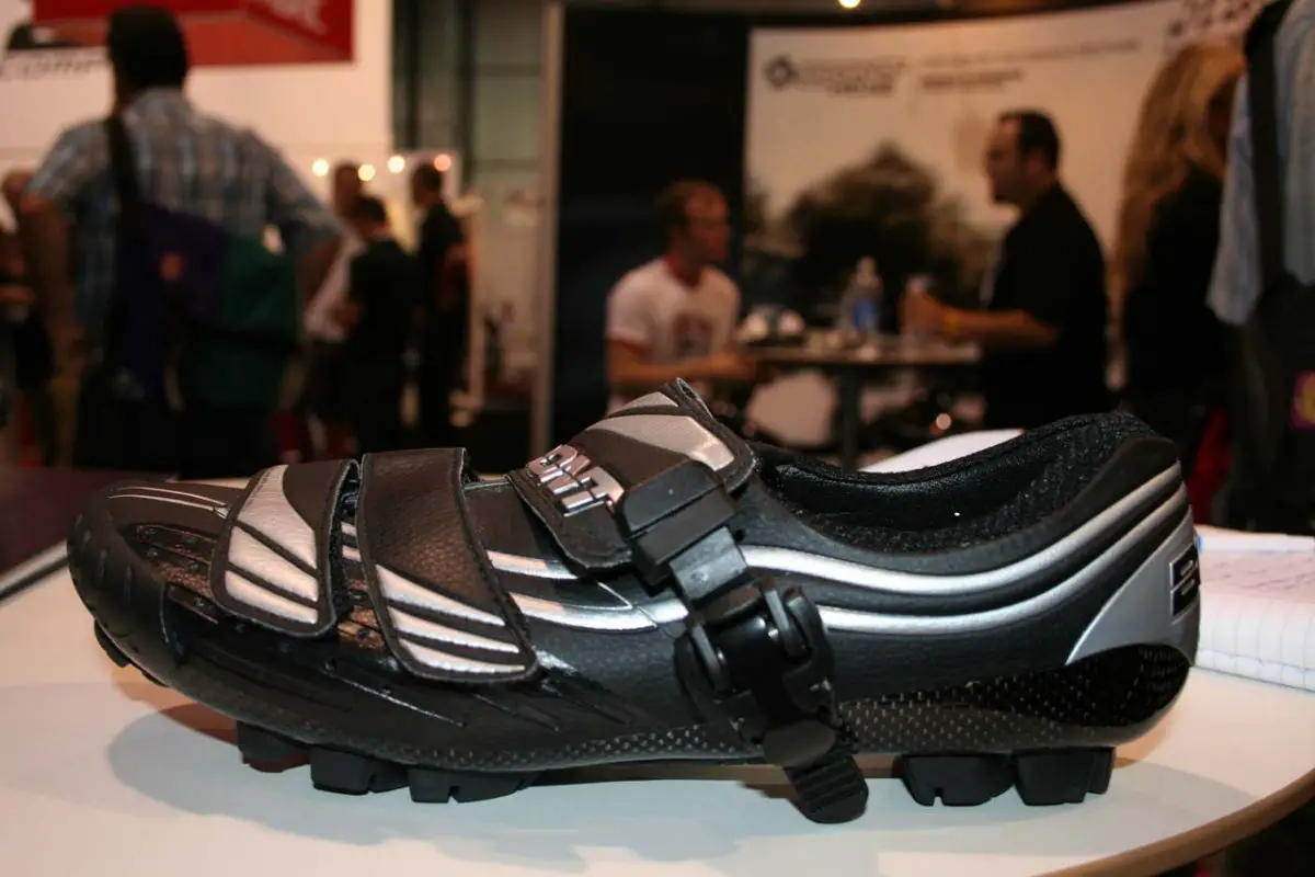 Garneau Carbon XZ Shoes - The Spoke Easy