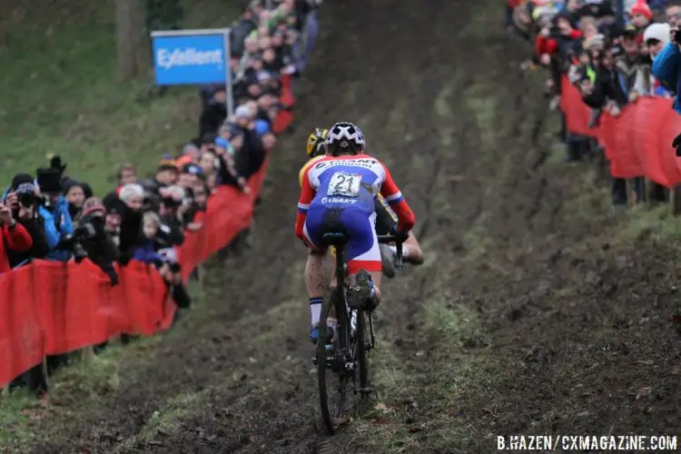 Meeusen led early, but was caught by Van der Haar. © Bart Hazen/Cyclocross Magazine