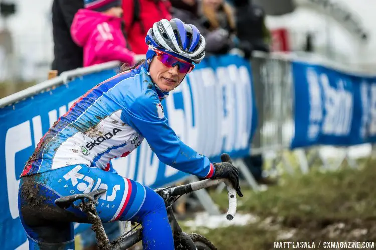 Nash hopes she'll only see competition behind her on Saturday afternoon. © Matt Lasala / Cyclocross Magazine