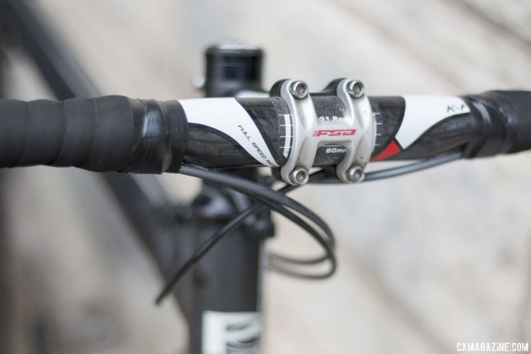 FSA bars and stem compliment Bannister’s choice of FSA K-Force Light cranks. © Cyclocross Magazine