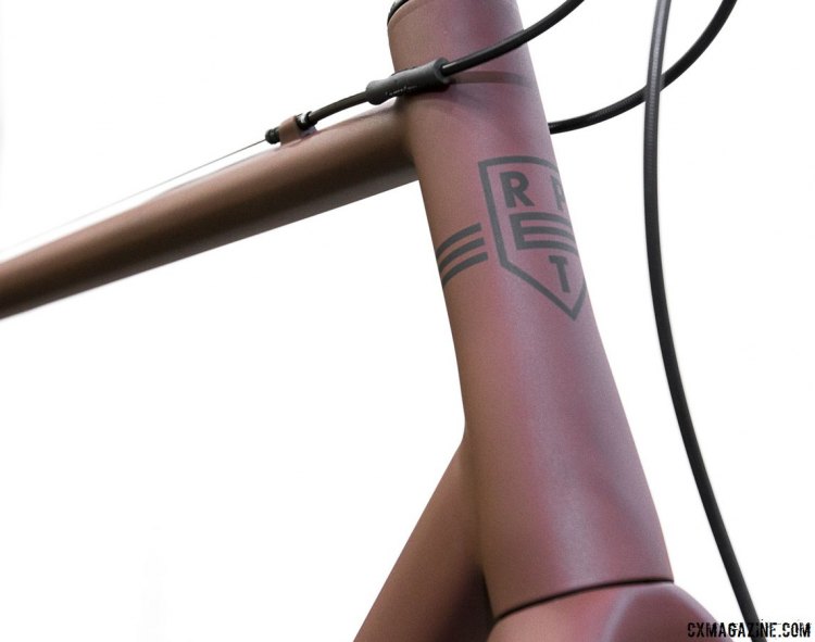 The REPETE Cyclocross Bike’s head tube measures out at a tapered 1-1/8'' x 1-1/2''. © Cyclocross Magazine