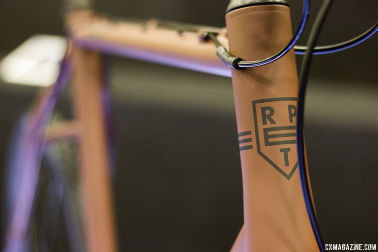 The REPETE Cyclocross Bike’s routs the cables above the top tube. © Cyclocross Magazine