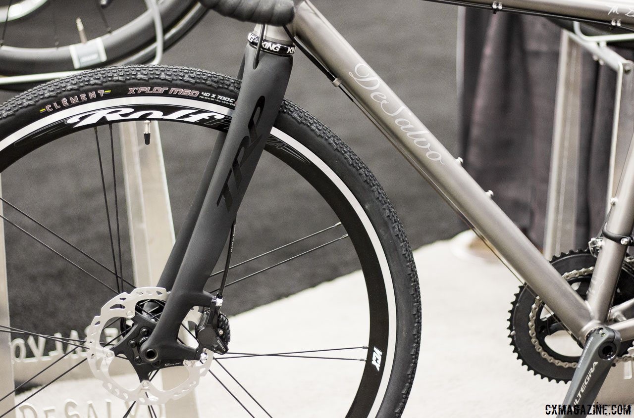 carbon fork gravel bike