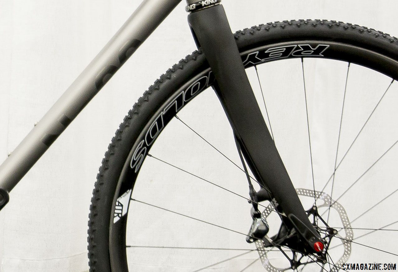 carbon cyclocross fork
