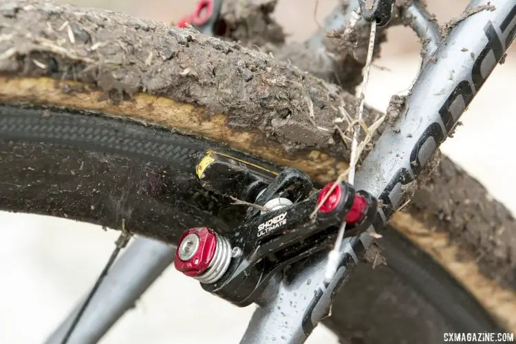 Emma White rides the black and red Cannondale SuperX, which matches the team colors of the Cannondale Cyclocrossworld team. © Cyclocross Magazine