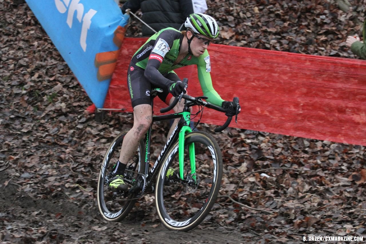 If a rider cleans a climb and makes it down the drop off, a high speed technical turn typically awaits at Namur. © Bart Hazen