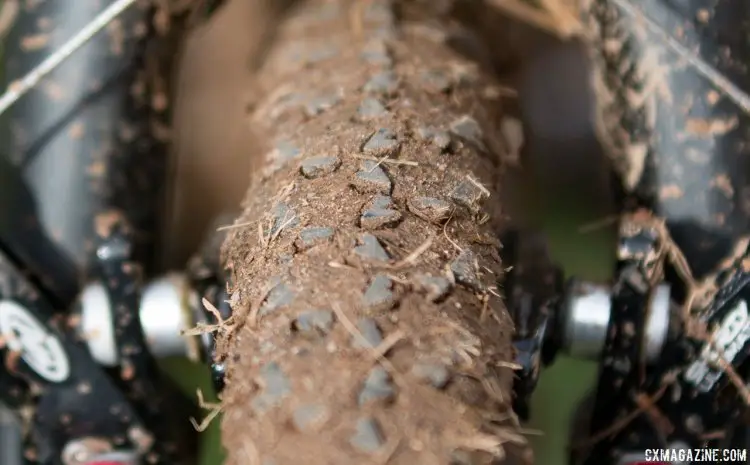 Ellen Noble's Focus Mares with her winning handmade tubular tire packed with mud. © Cyclocross Magazine