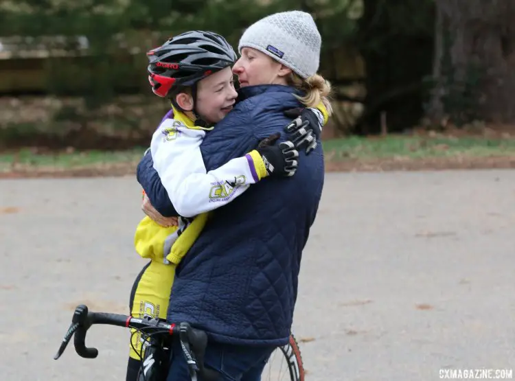 Thompson celebrates with mom. Junior Men 9-10, 2016 Cyclocross National Championships. © Cyclocross Magazine