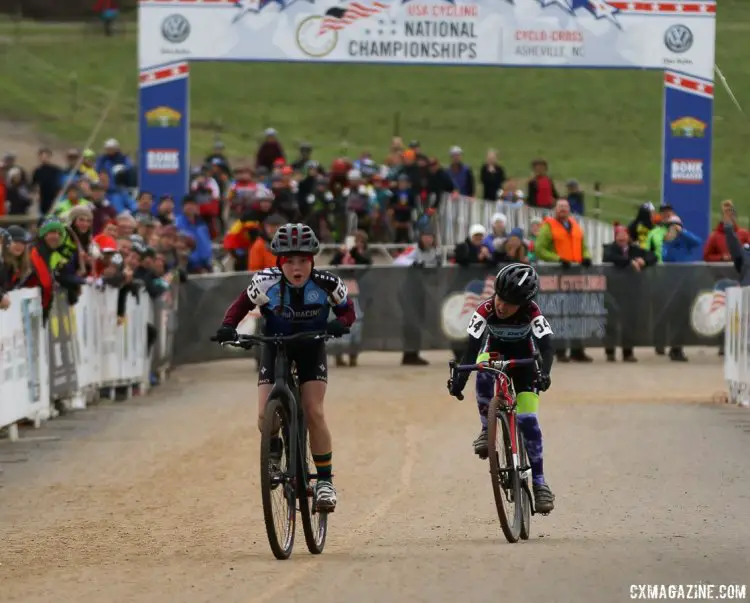 The sprint of the day: Kaya Musgrave and Keren Bennett. Junior Women 11-12, 2016 Cyclocross National Championships. © Cyclocross Magazine