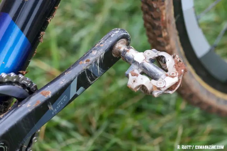 Gomez Villafañe runs Shimano's XTR pedals on his Specialized Crux Pro CX1. 2016 Cyclocross National Championships. © R. Riott / Cyclocross Magazine