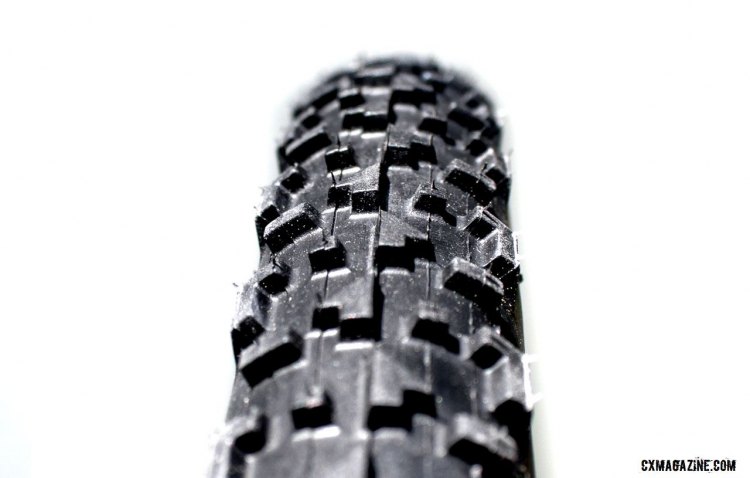 The Kenda Cholla Pro mud cyclocross tire. ©️ Cyclocross Magazine