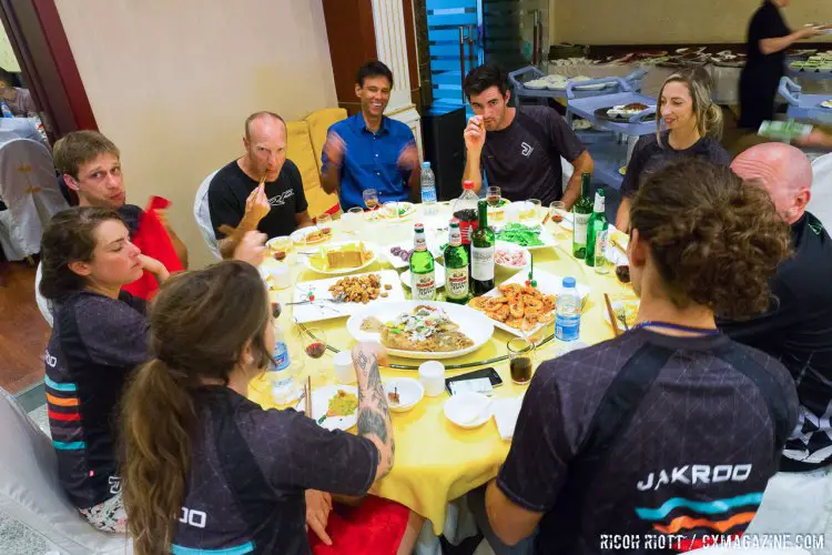 Qiansen Trophy organizers put on a fantastic opening banquet for competitors. @ R. Riott / Cyclocross Magazine