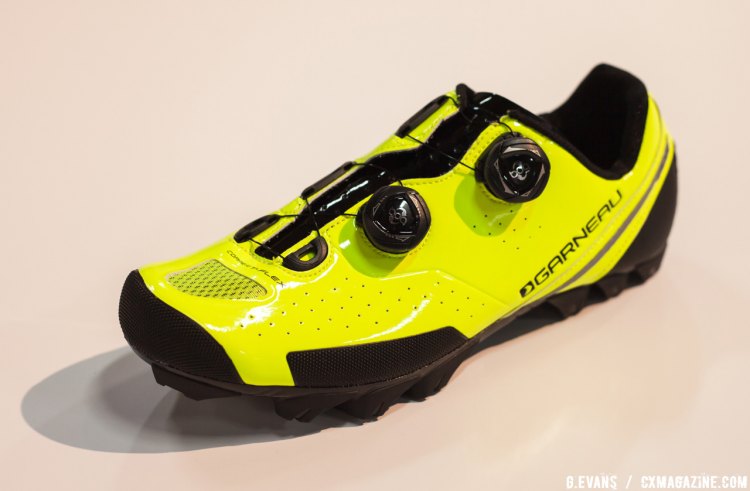 Garneau was showing off its latest off-road shoe offering, the Copper T-Flex, which will be available in November with a retail price of $325 USD. © Cyclocross Magazine