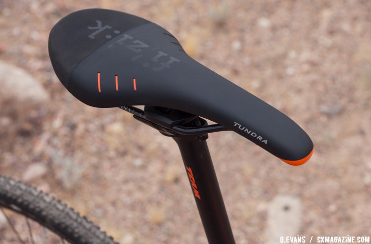 The Canicis fitted with a Fizik Tundra saddle. © Cyclocross Magazine