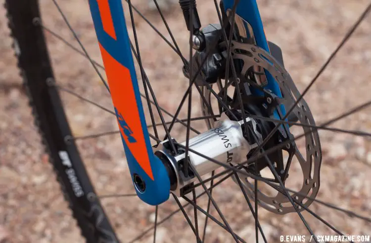 The KTM F8 carbon fork features a 15mm thru-axle. © Cyclocross Magazine