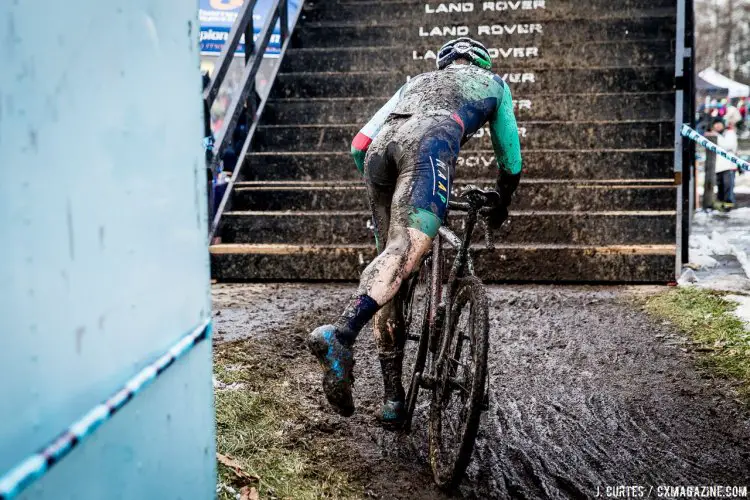 Millburn used Saturday as an opener for Sunday, when he would take the win. 2016 Nobeyama Rapha Super Cross Day 1. © Jeff Curtes