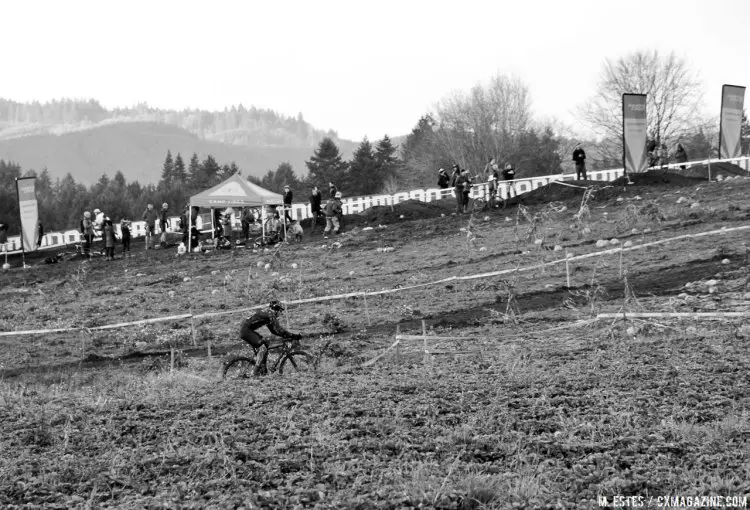 Sven Nys didn't surprise anyone with his post-retirement fitness. 2016 SSCXWC Men's Finals. © M. Estes / Cyclocross Magazine