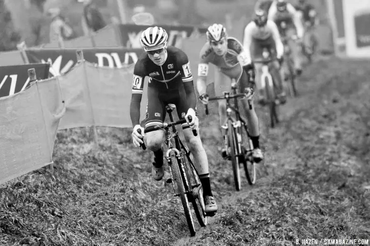 Antoine Benoist led the chase and finished second. 2016 UCI Cyclocross World Cup Junior Men. © B. Hazen / Cyclocross Magazine