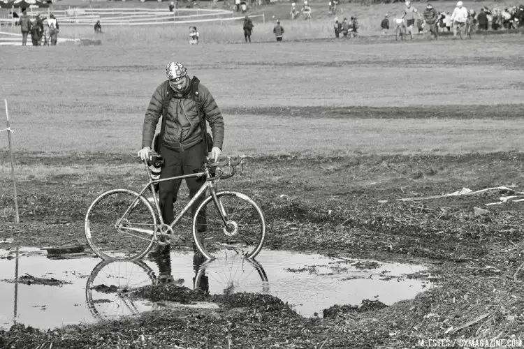 Everywhere Sven Nys went there was a crowd, and even his Trek Crockett couldn't get any alone time. The 10th SSCXWC in Portland, 2016. © M. Estes / Cyclocross Magazine