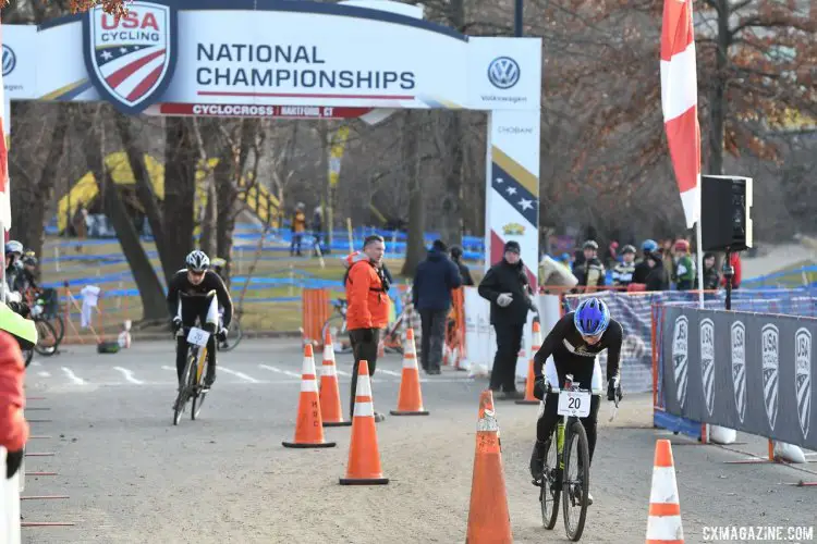 Lindenwood at the exchange. 2017 Cyclocross National Championships, Collegiate Relays. © A. Yee / Cyclocross Magazine