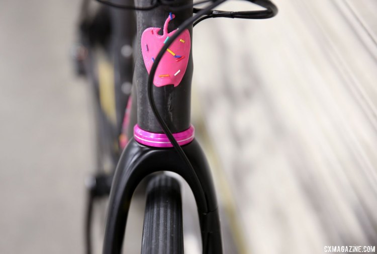 Matt Appleman's Pink Doughnut gravel bike featured Appleman's custom carbon tubes paired with an ENVE carbon front fork. Appleman says the bike fits 42c tires. NAHBS 2017. © C. Fegan-Kim Cyclocross Magazine