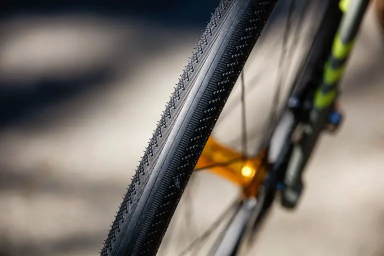 going tubeless gravel bike