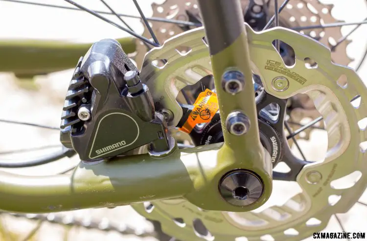 The Spark features flat-mount disc brakes front and rear. (Note: the Shimano disc brakes are not standard on the Spark 4 AE). © Cyclocross Magazine