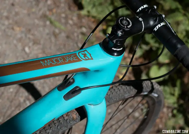 The 2018 Kona Major Jake cyclocross bike features internal routing. The Major Jake comes in gloss aqua with a classy, metallic copper trim. © Cyclocross Magazine