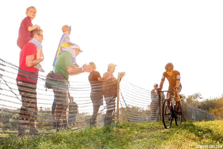 Fans climbed up to get a better view, and cheered on racers of every position. 2016 Jingle Cross cyclocross festival. © A. Yee / Cyclocross Magazine