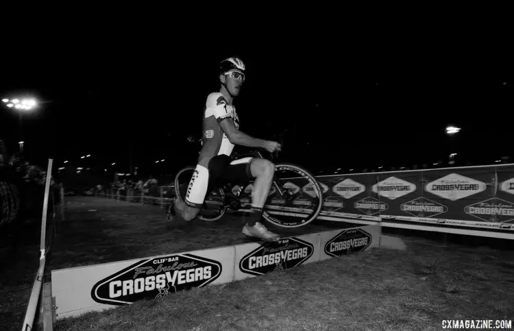 Sweeck dismounts in the drive side, and airs it over the barriers. 2017 CrossVegas Elite Men. © A. Yee / Cyclocross Magazine