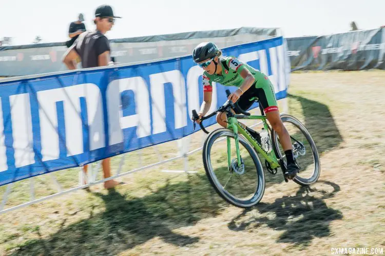 Kaitie Keough chases back on after an early bobble. 2017 Trek CX Cup, Friday UCI C2. © J. Curtes / Cyclocross Magazine