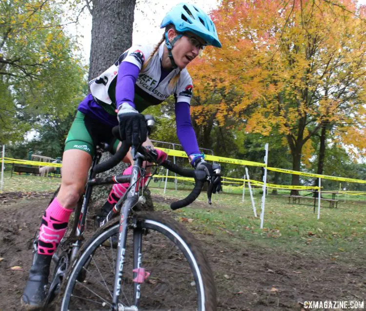 Holly LaVesser finished second on Sunday. 2017 Fitcherona Cross Omnium - McGaw Park. © Z. Schuster / Cyclocross Magazine