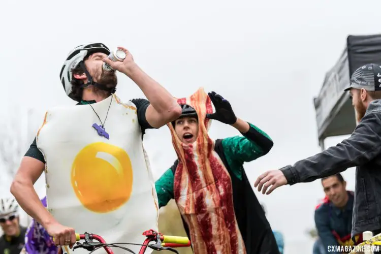 Egg and Bacon worked up a thirst. 2017 Surf City Cyclocross © J. Vander Stucken / Cyclocross Magazine