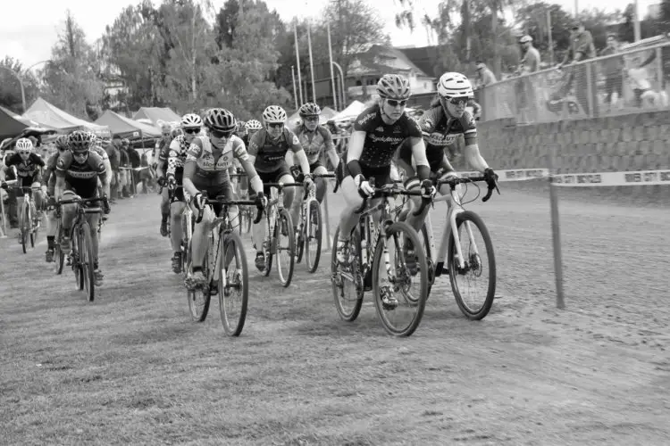 Women's 2/3's charge hard down the opening straights. CX Crusade 2017 Day Two. Photo Mike Estes