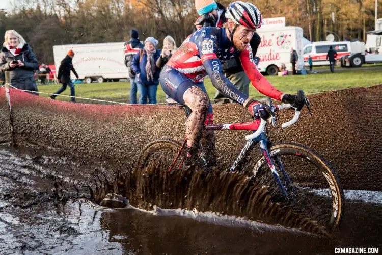 Stephen Hyde made the mud puddles stand up with his power. Elite Men, 2017 Zeven UCI Cyclocross World Cup. © J.Curtes / Cyclocross Magazine