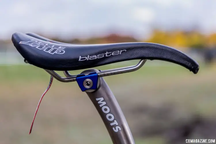 Moots provides the seatpost on Hecht's bike. The clamp is available in several colors. Gage Hecht's 2017 Pan-Ams Moots Psychlo X RSL. © D. Perker / Cyclocross Magazine