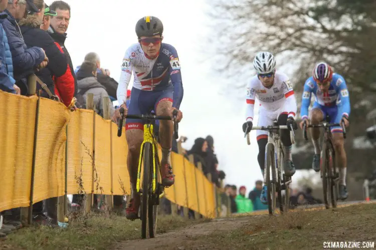 Tom Pidcock (Telenet Fidea Lions) focuses on his line while Eli Iserbyt and Adam Toupalik follow. 2017 World Cup Zolder. © B. Hazen / Cyclocross Magazine