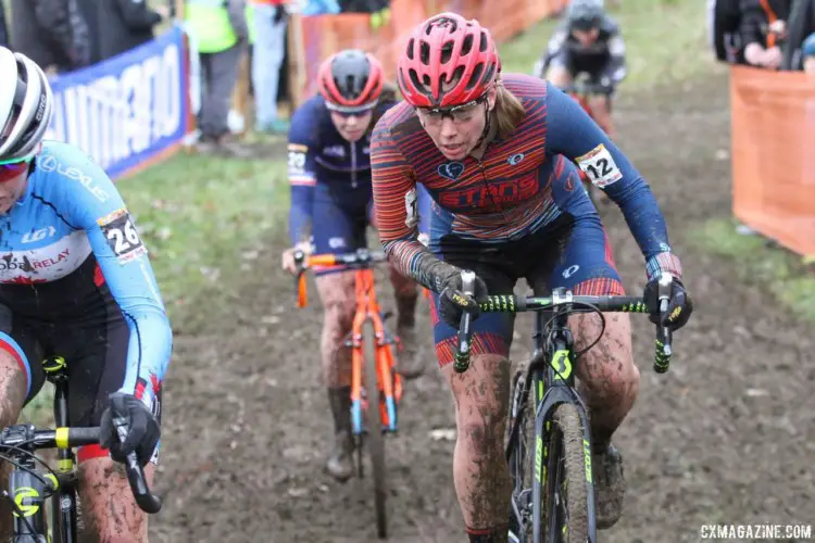 Rebecca Fahringer puts a dig in. 2018 Telenet UCI World Cup Nommay. © B. Hazen / Cyclocross Magazine