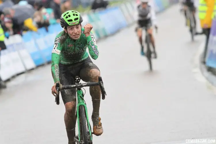 Maud Kaptheijns celebrates her third-place finish. After a rough stretch, she has been riding near the front again. 2018 GP Sven Nys Baal. © B. Hazen / Cyclocross Magazine