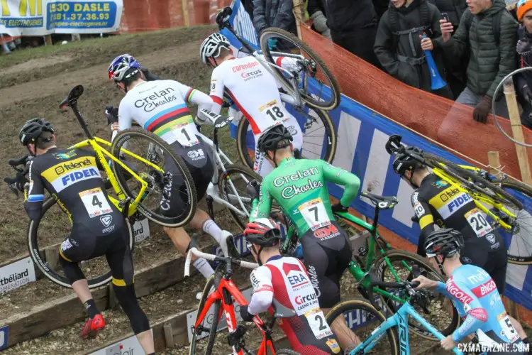 Mathieu van der Poel and Wout van Aert led the way the first time up the run up. 2018 Telenet UCI World Cup Nommay. © B. Hazen / Cyclocross Magazine