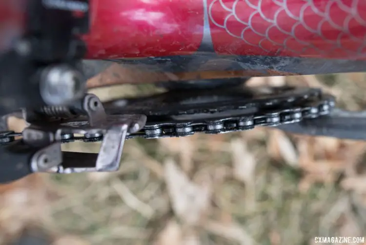 This frame uses BB30, allowing Elgart to use of narrow BB30 cranks. The dragon scale paint continues on the down tube as well. The small inner chainring is only there as a chain guard. John Elgart's Masters 70-74 winning cyclocross bike. 2018 Cyclocross National Championships. © A. Yee / Cyclocross Magazine