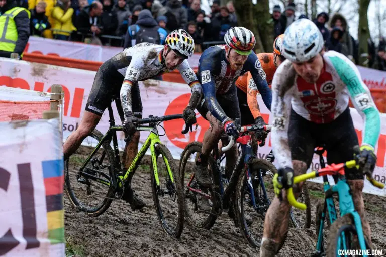 Photos: Sunday's Elite and U23 Men's Races at 2018 Cyclocross World ...