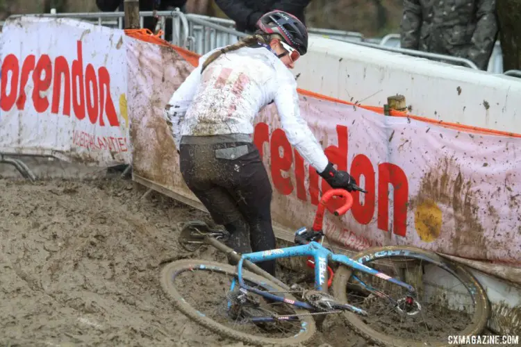 Even Katie Compton had her troubles with the mud. 2018 Valkenburg World Championships, Friday Course Inspection. © B. Hazen / Cyclocross Magazine