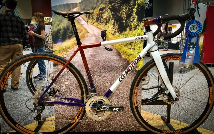 Co-Motion made a name for itself with tandems, but the company makes a full line of bikes for those who ride alone as well. The Klatch is made of Reynolds 853 and is the Oregon based company's cyclocross and gravel platform. 2018 National Handmade Bike Show. © Mike Taylor / Cyclocross Magazine