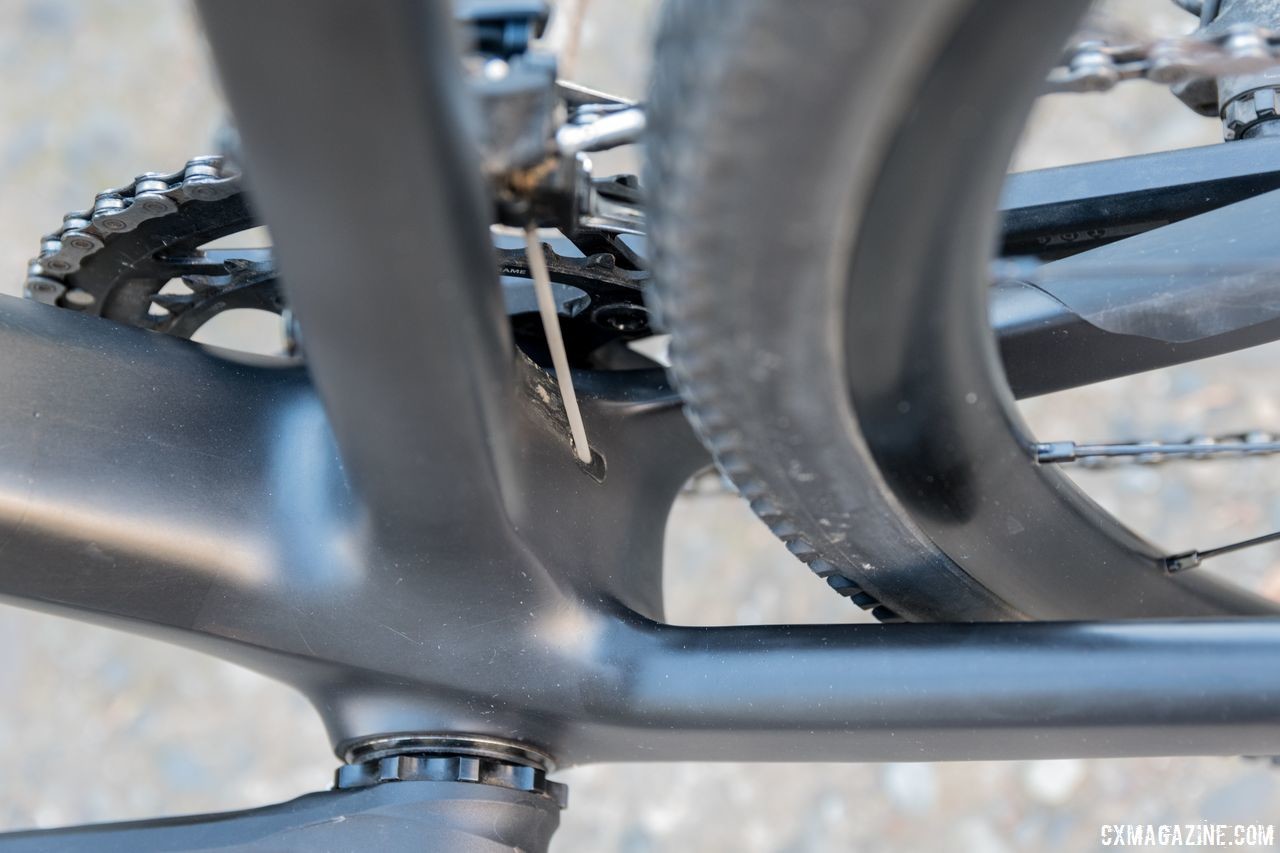 Aesthetics are well thought out, and the CX SLX 9.0 has a very clean area behind the bottom bracket. Canyon Inflite CF SLX 9.0 Cyclocross Bike. © C. Lee / Cyclocross Magazine