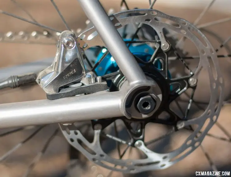 The titanium Mosaic comes with flat mount SRAM Red hydraulic disc brakes front and rear. Mosaic Bespoke Bicycles' titanium GT-1 up for grabs via the Sierra Buttes Trail Stewardship raffle. © Cyclocross Magazine