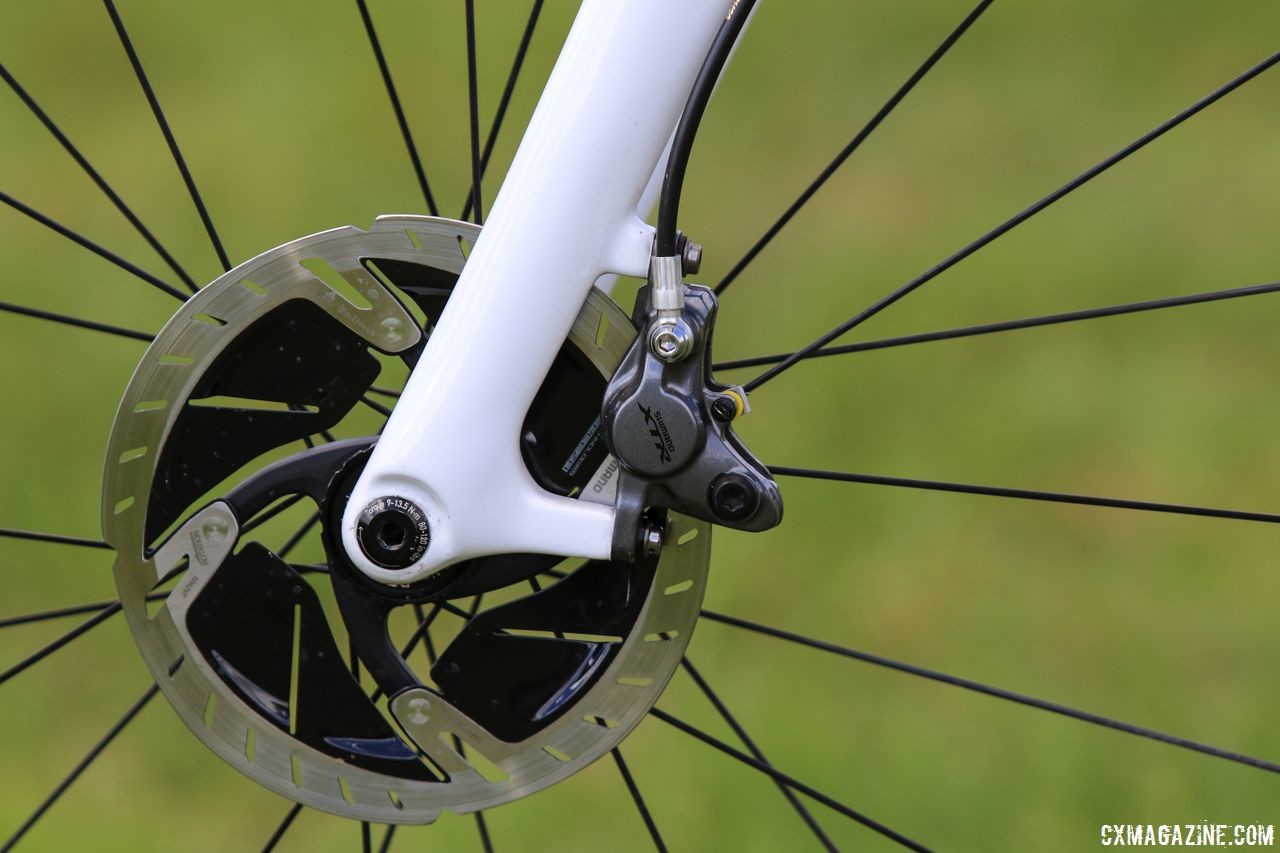 The Kudu disc features 12mm thru-axles and post mount brakes. Helen Wyman's Kindhuman Küdü, 2018 Trek CX Cup, Waterloo. © D. Mable / Cyclocross Magazine